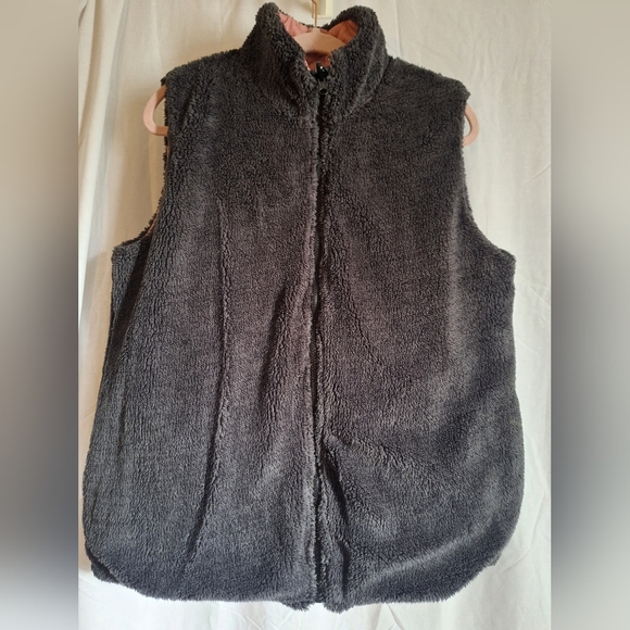 Simply Southern Woman's vest - Picture 4 of 4
